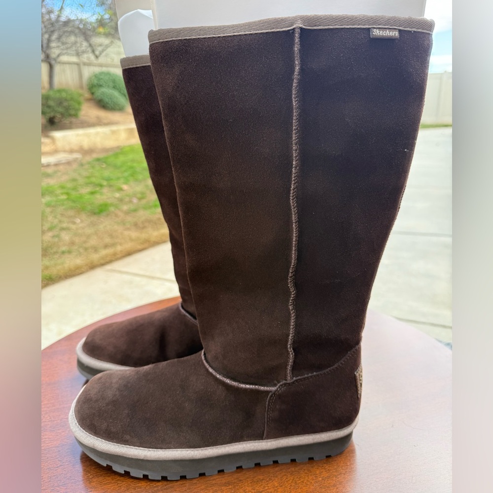 Skechers Australia Dark Brown Suede Boots